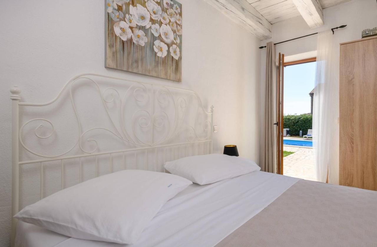 Butkovići Paradis Villa Stone Queen With Heated Pool מראה חיצוני תמונה