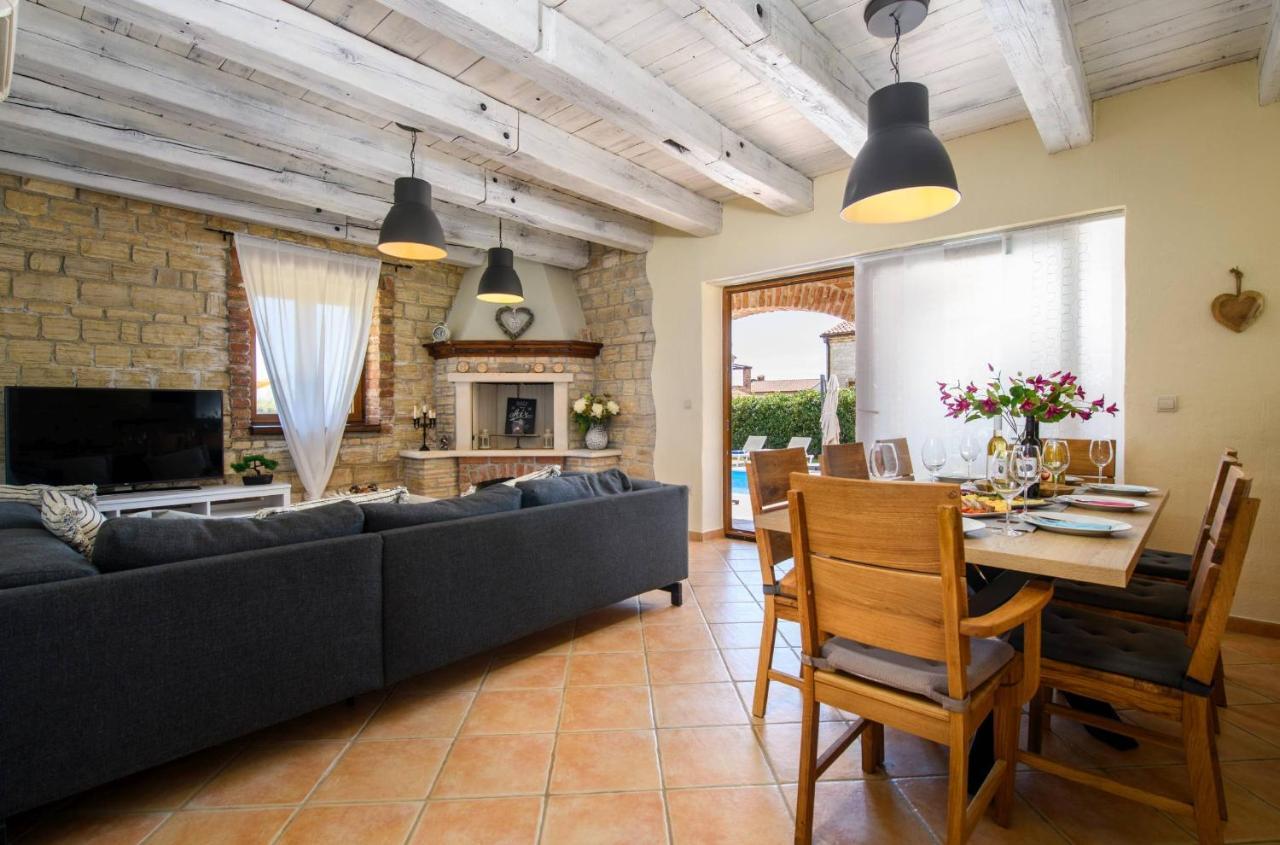 Butkovići Paradis Villa Stone Queen With Heated Pool מראה חיצוני תמונה