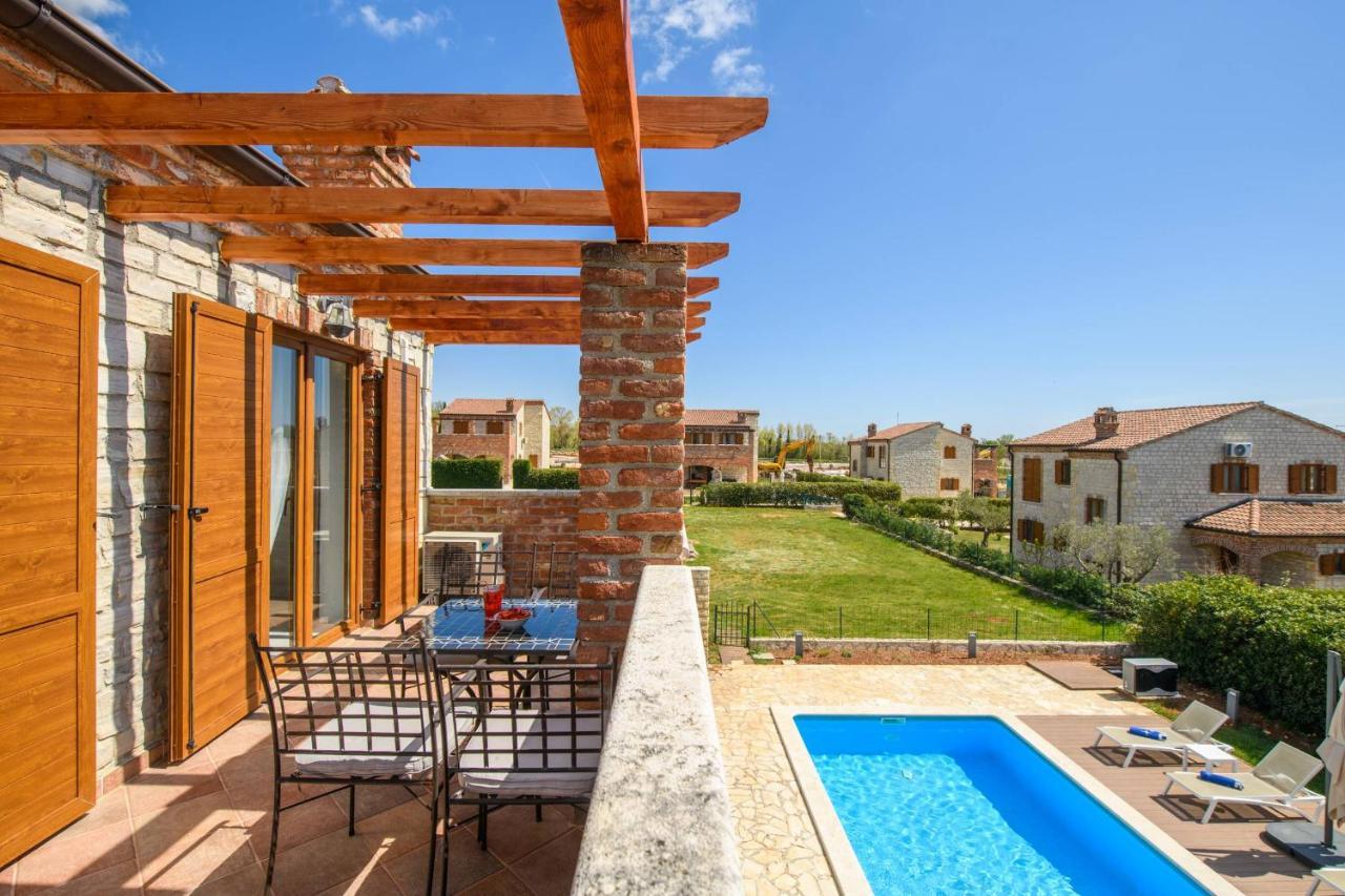 Butkovići Paradis Villa Stone Queen With Heated Pool מראה חיצוני תמונה