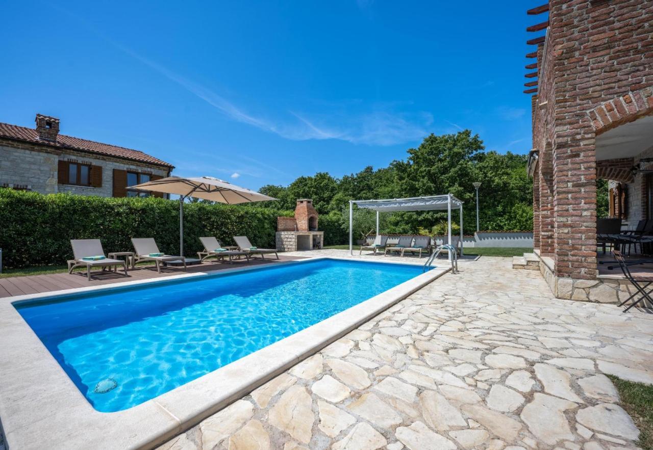 Butkovići Paradis Villa Stone Queen With Heated Pool מראה חיצוני תמונה