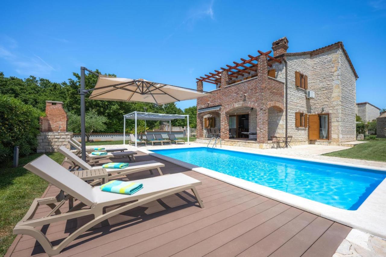 Butkovići Paradis Villa Stone Queen With Heated Pool מראה חיצוני תמונה