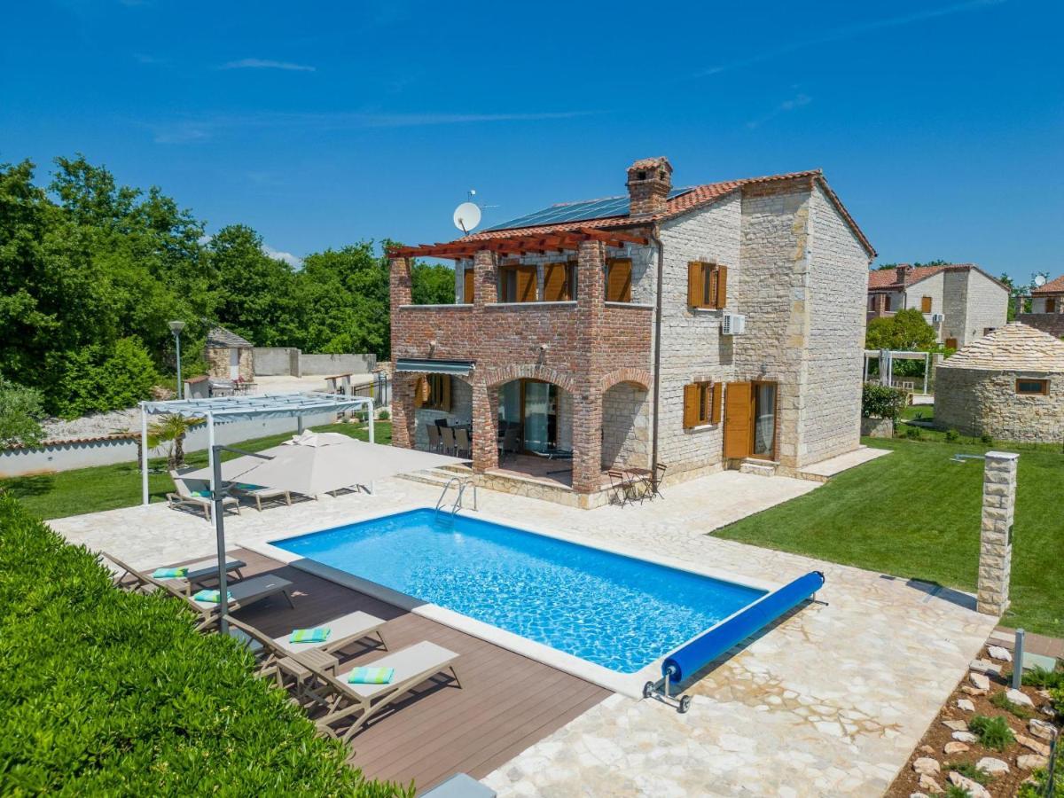 Butkovići Paradis Villa Stone Queen With Heated Pool מראה חיצוני תמונה