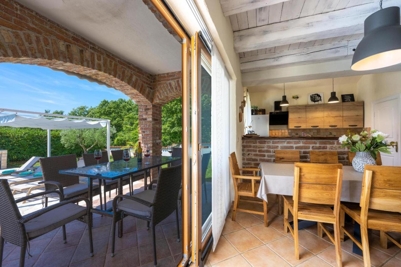 Butkovići Paradis Villa Stone Queen With Heated Pool מראה חיצוני תמונה